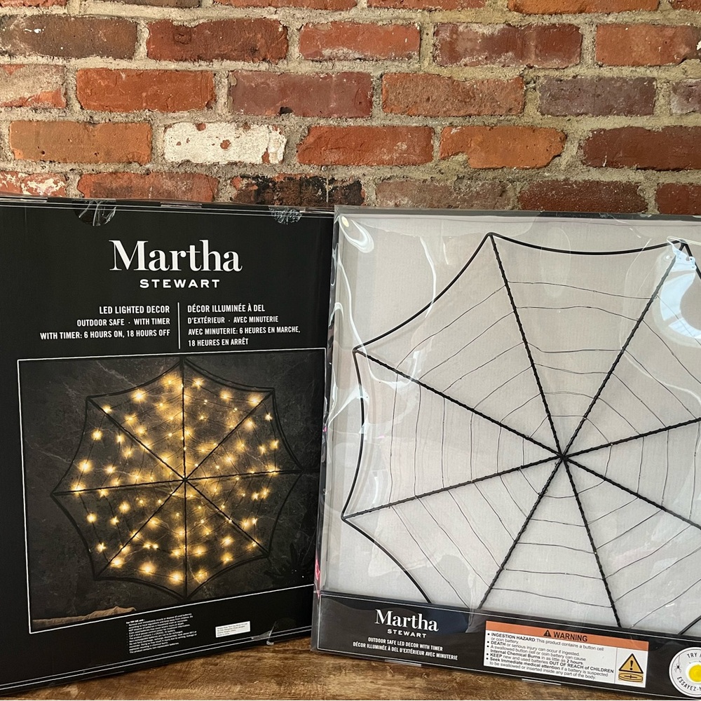 Martha Stewart lighted cobwebs new with tags battery operated with timer set of2